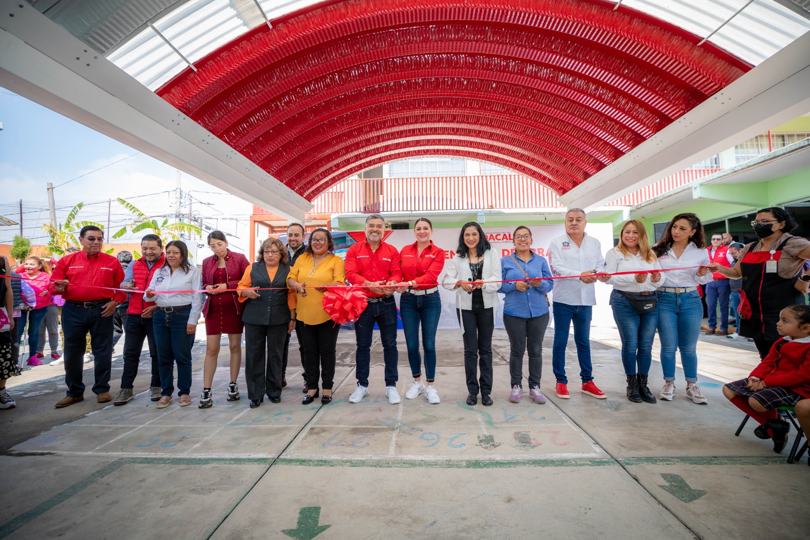 REITERA ALCALDE DE COACALCO SU COMPROMISO CON LAS Y LOS ESTUDIANTES DEL MUNICIPIO