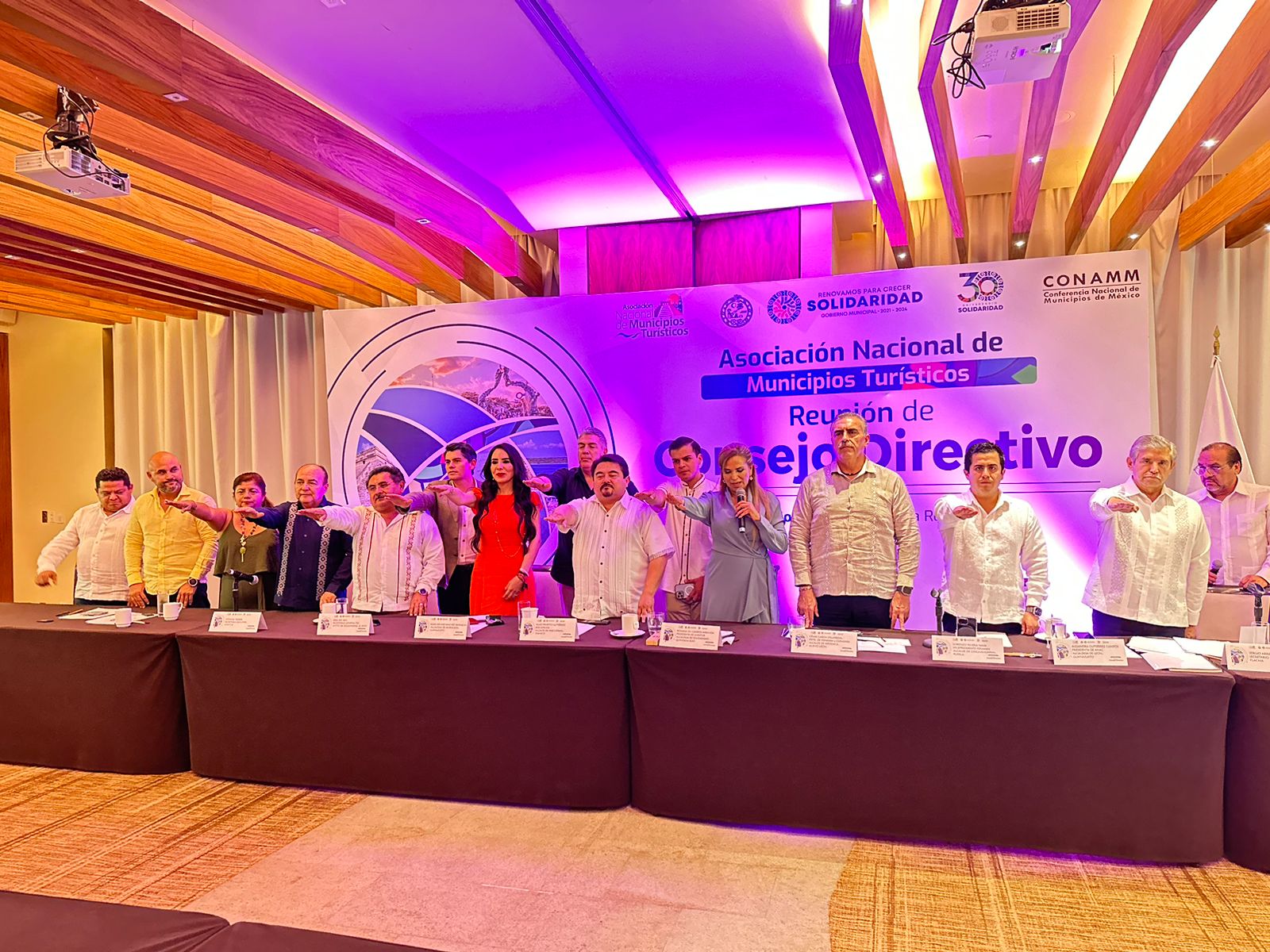 Lili Campos tomó protesta al Consejo Directivo de la ANMTUR – H. Ayuntamiento de Solidaridad