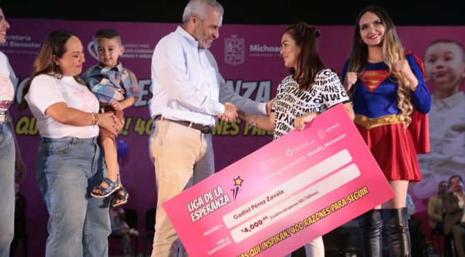 Niñas y niños con cáncer no están solos; 400 familias reciben apoyo para seguir: Bedolla