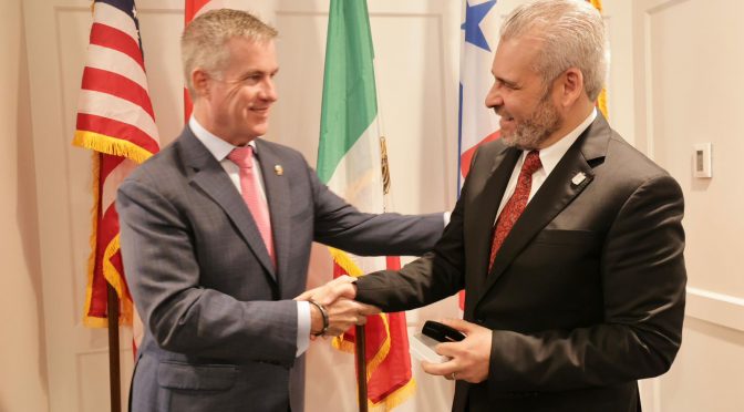 Bedolla y CPKC acuerdan acciones para la inversión y el desarrollo