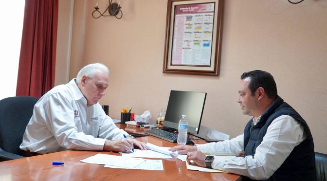 Colegio de Bachilleres paga aumento salarial a sus trabajadores