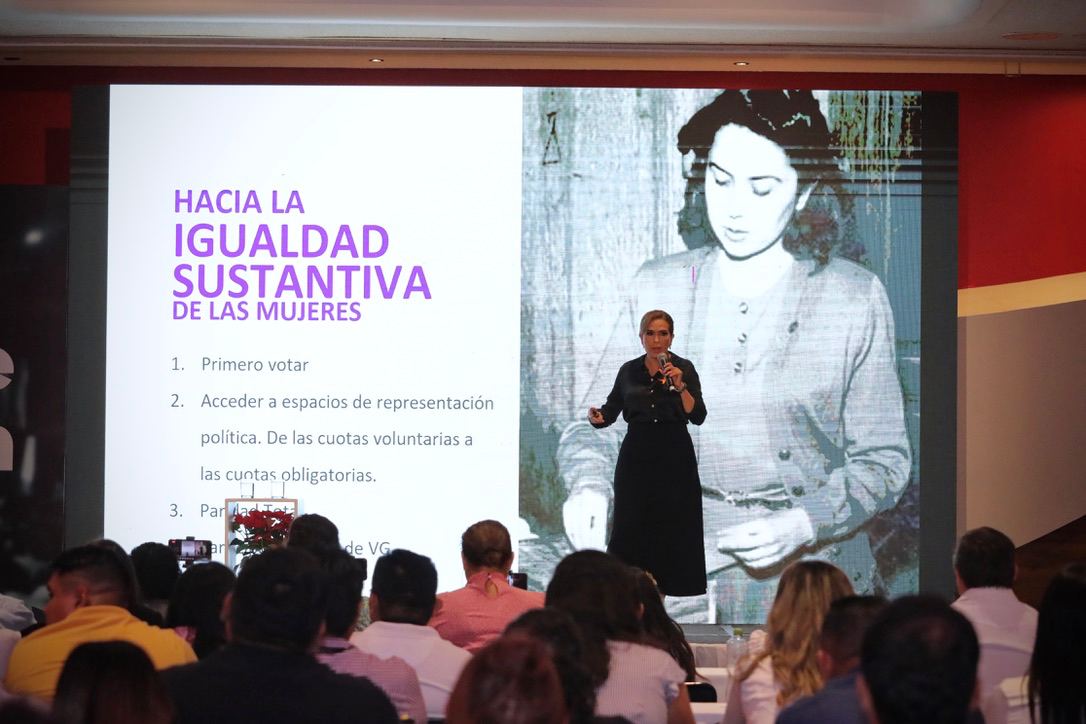 Lili Campos – H. Ayuntamiento de Solidaridad