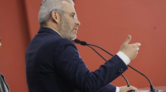 Próxima semana Bedolla entrega 5 mil bases a trabajadores de la educación