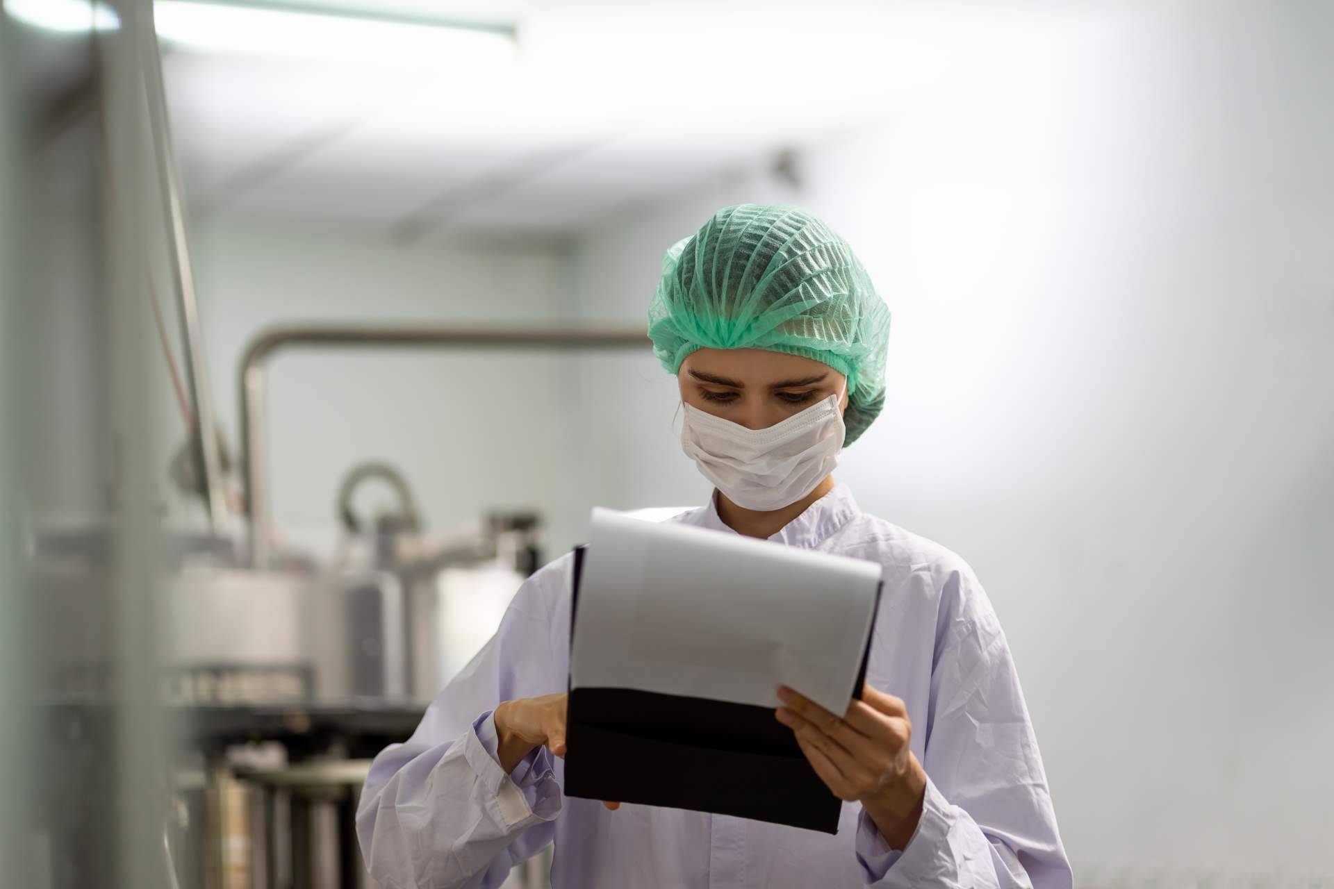 La firma electrónica biométrica refuerza la seguridad de datos y el cumplimiento normativo en entornos Pharma 4.0