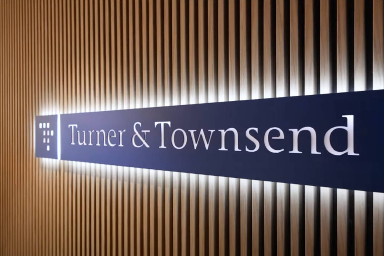 Turner & Townsend y CBRE refuerzan su compromiso con Chile ante un nuevo ciclo de inversión inmobiliaria
